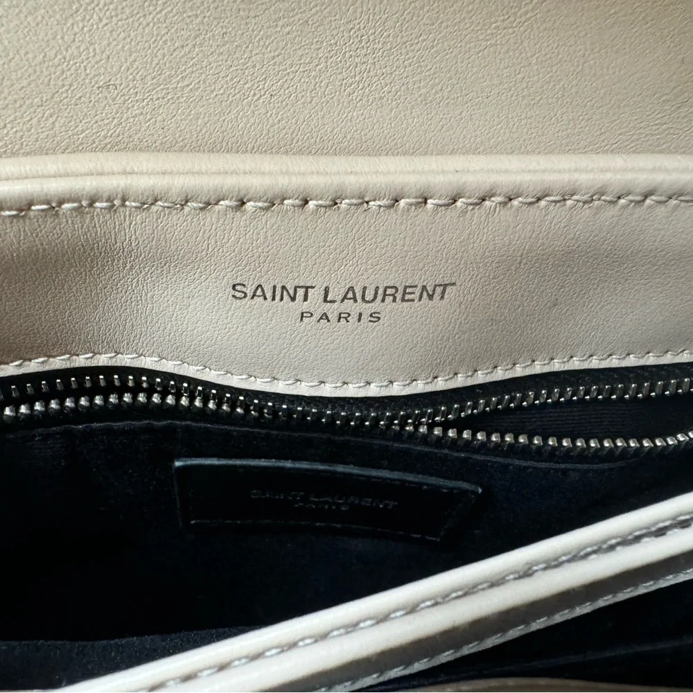 ❣️Authentic Saint Laurent Lulu toy bag with leather shoulder/ crossbody strap - Picture 7 of 13